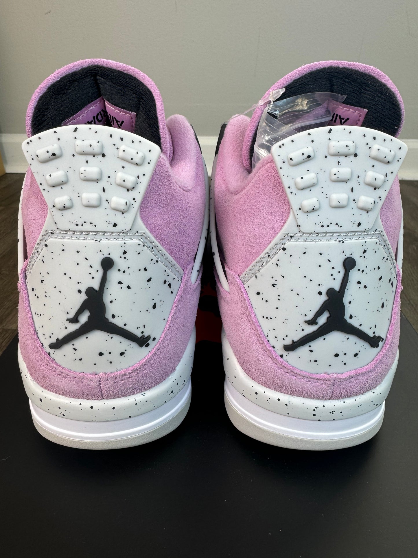 Air Jordan 4 Orchid Pink 4